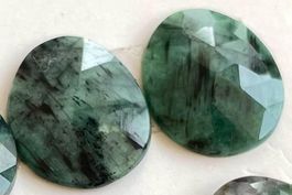 Edelstein Paar L-7119 – Smaragd mit Rosenschliff je 20x16mm
